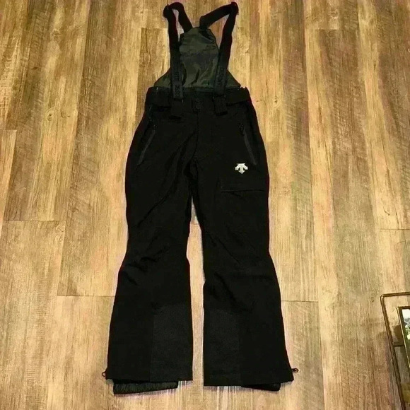 Descente bib ski pants junior size 8 Excellent Condition - Picture 1 of 6